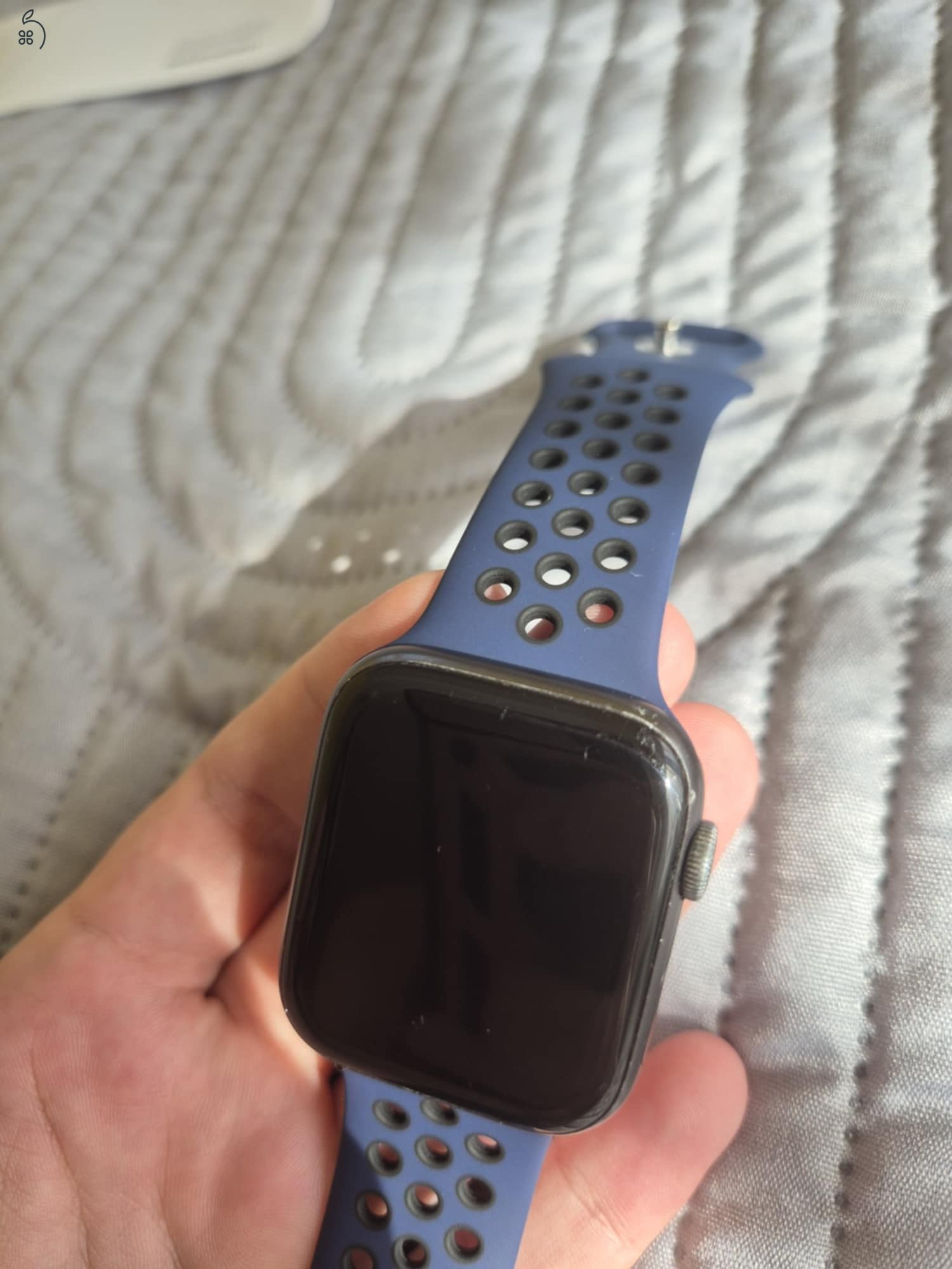 Apple Watch Series 5 44mm space gray