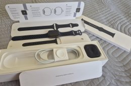 Apple Watch Series 5 44mm space gray