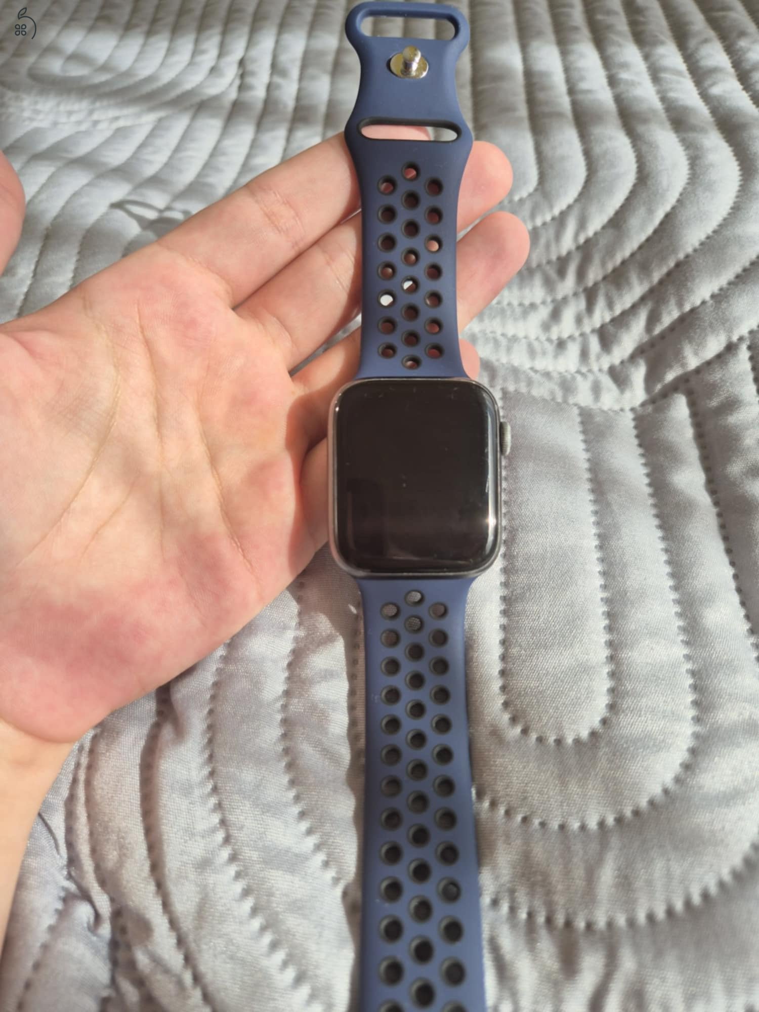 Apple Watch Series 5 44mm space gray