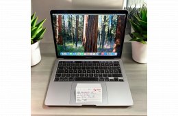 102. Apple MacBook Pro 13