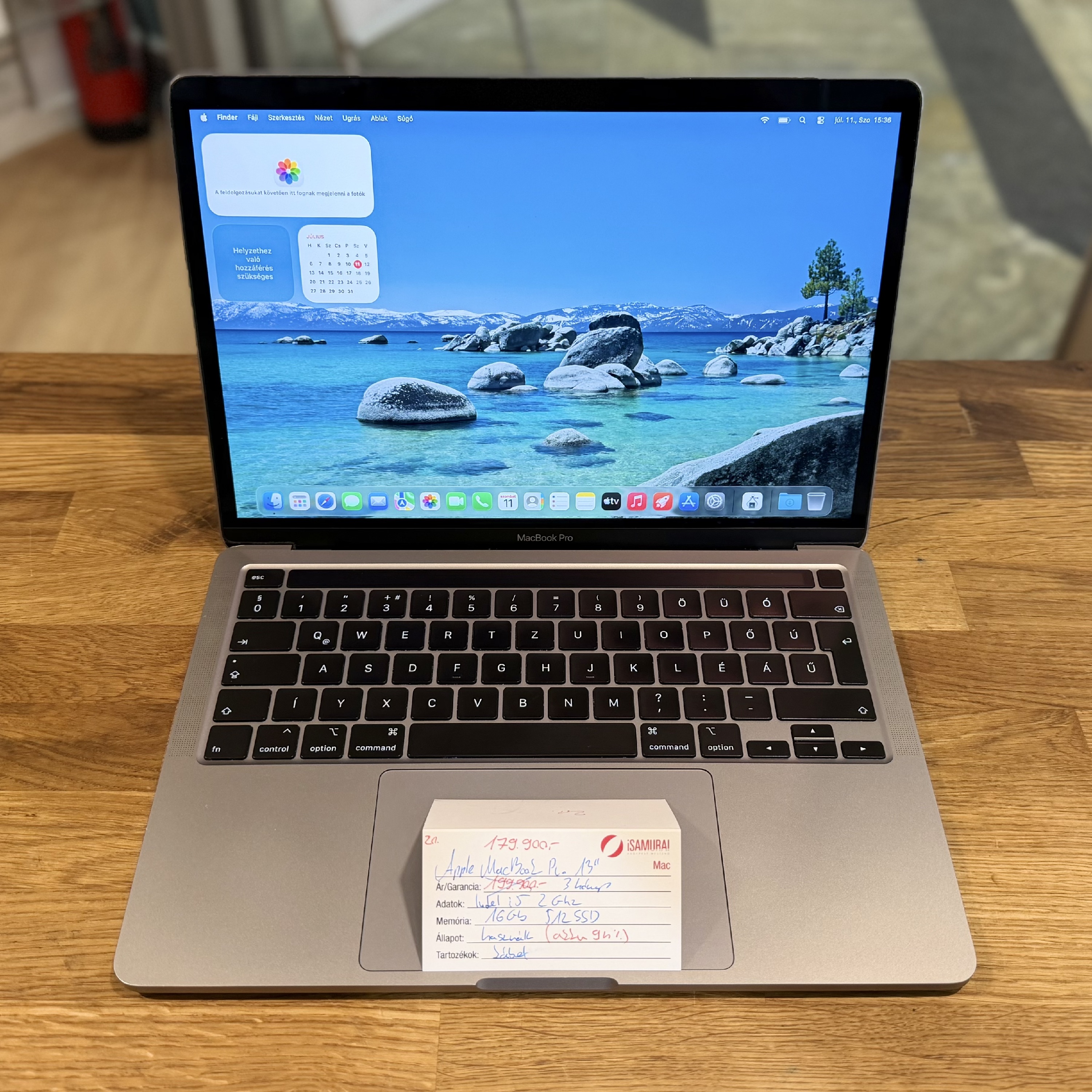 Apple MacBook Pro 13