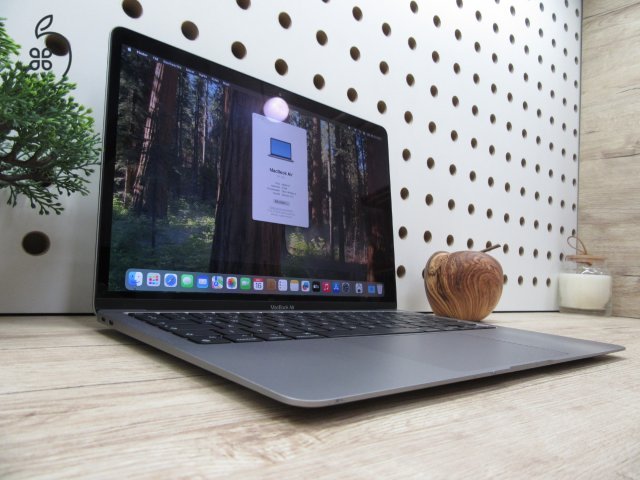 Apple Retina Macbook Air 13 M1 - 2020 - Használt, megkímélt