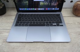 Apple Retina Macbook Air 13 M1 - 2020 - Használt, megkímélt