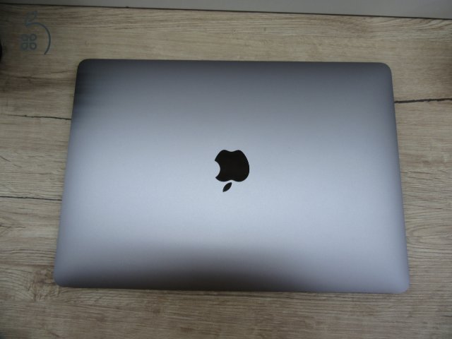 Apple Retina Macbook Air 13 M1 - 2020 - Használt, megkímélt