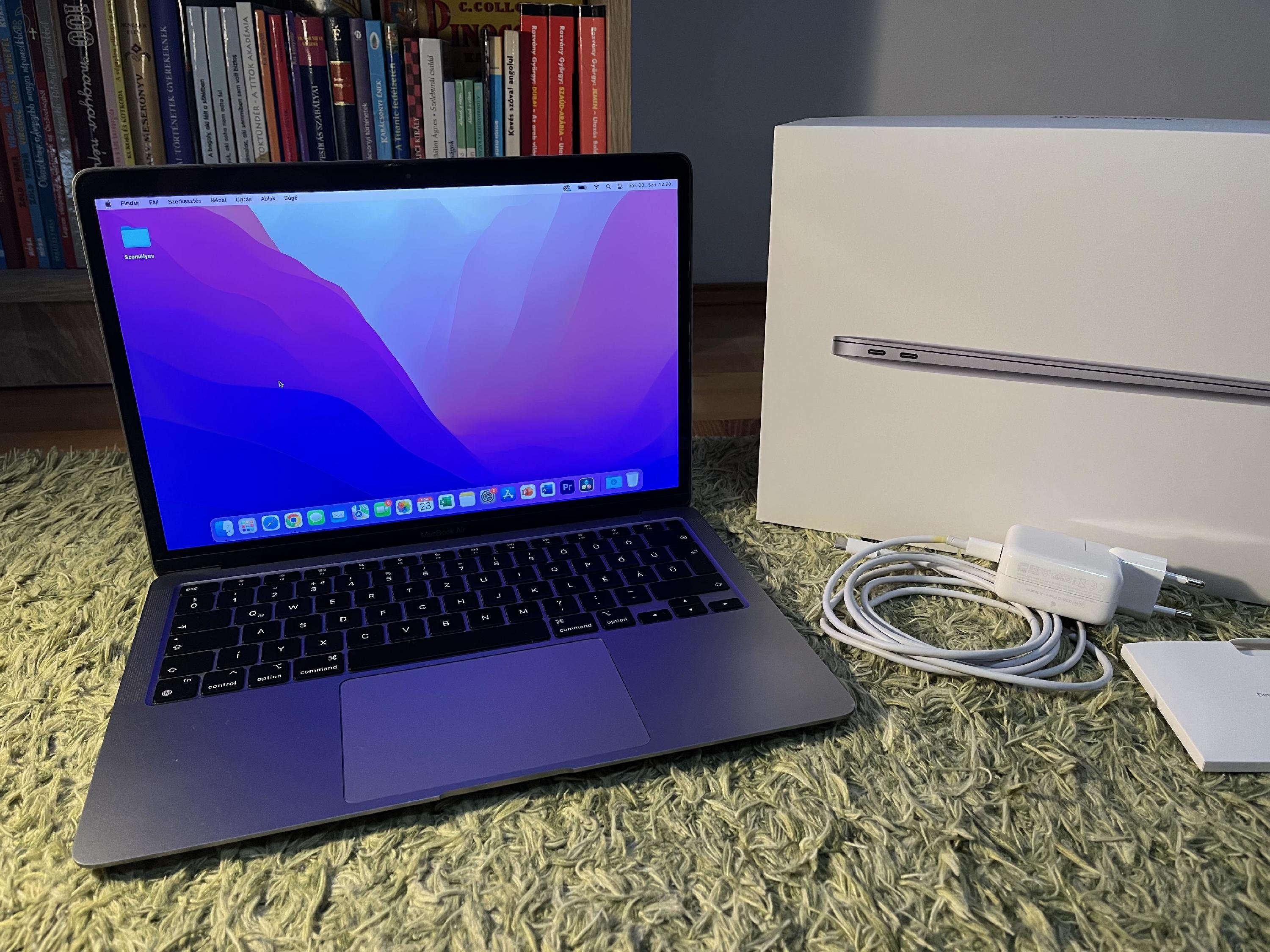 Apple MacBook Air 2020 / M1, 256GB SSD, 8GB RAM / asztroszürke