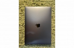 Apple MacBook Air 2020 / M1, 256GB SSD, 8GB RAM / asztroszürke