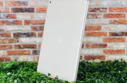 iPad 6th gen 9.7 Wifi  A1893 32 GB Silver szép állapotú - 24 HÓ GARANCIA - 55000