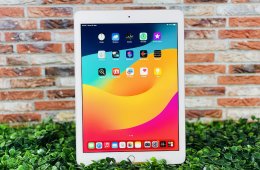 iPad 6th gen 9.7 Wifi  A1893 32 GB Silver szép állapotú - 24 HÓ GARANCIA - 55000