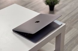 MacBook Air 2020 13 M1 256GB 1 ÉV Garanciával Számlával