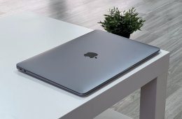 MacBook Air 2020 13 M1 256GB 1 ÉV Garanciával Számlával