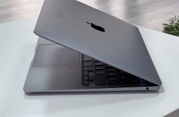 MacBook Air 2020 13 M1 256GB 1 ÉV Garanciával Számlával