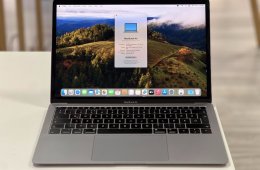 MacBook Air 2019 13 128GB 1 ÉV Garanciával Számlával