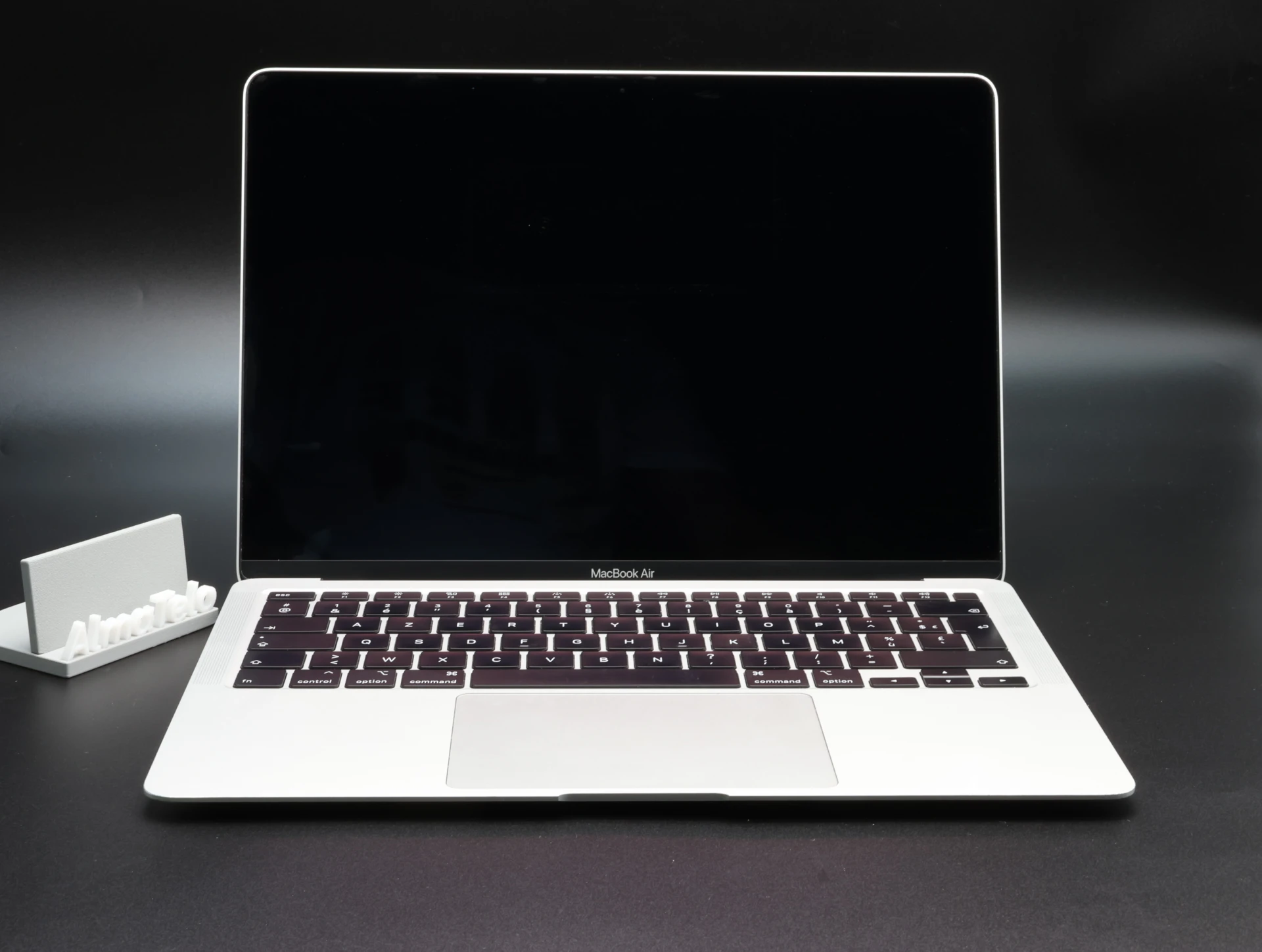 Apple MacBook Air 13″ 2020 i5 256 GB Silver akku - 12 HÓ GARANCIA