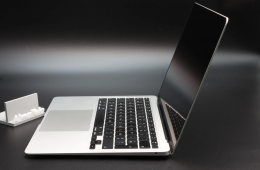 Apple MacBook Air 13″ 2020 i5 256 GB Silver akku - 12 HÓ GARANCIA
