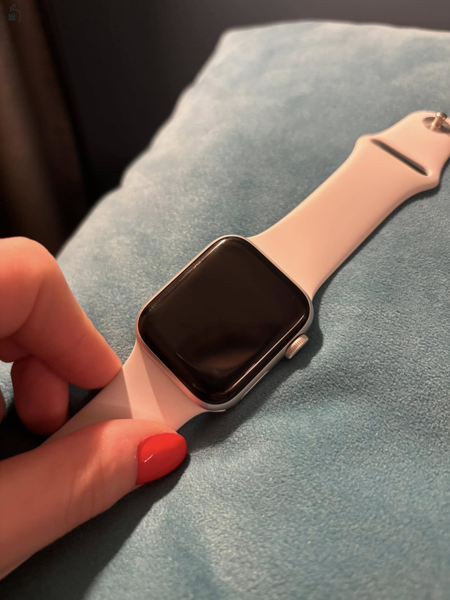 Apple Watch SE2 (2022) 40mm ezüst