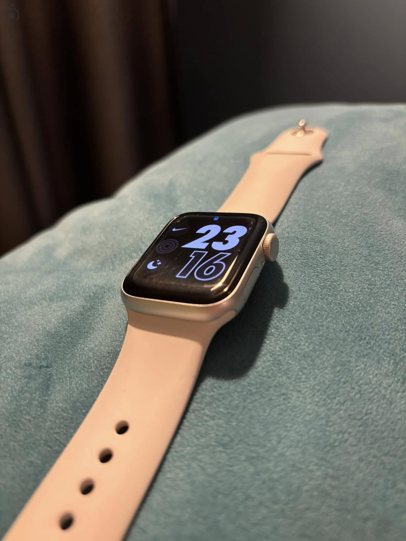 Apple Watch SE2 (2022) 40mm ezüst