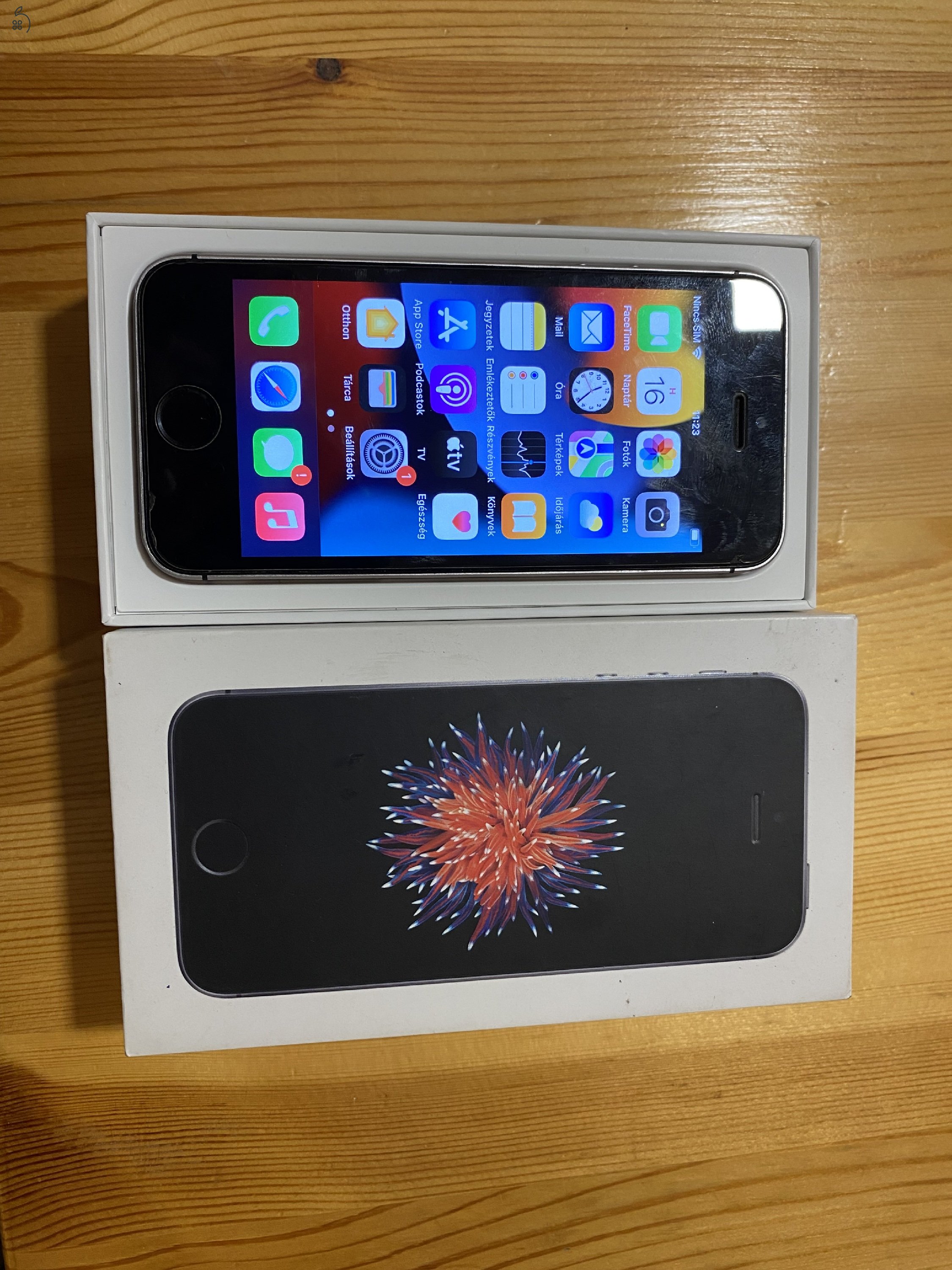 iPhone SE 2016 64GB