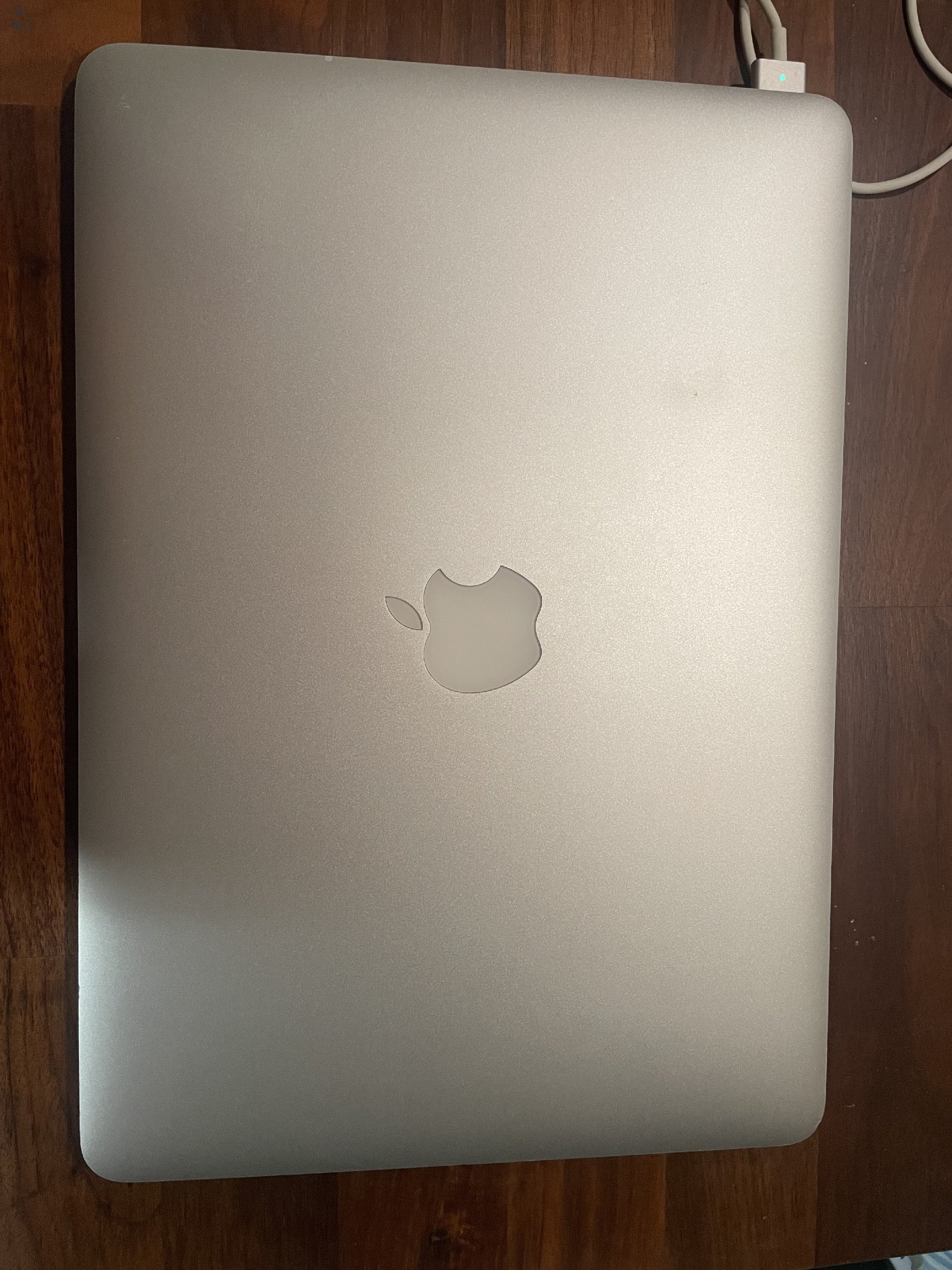 Eladó szép állapotú Macbook Air 13” 2015