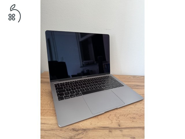 MacBook Air 13” 2019 i5 