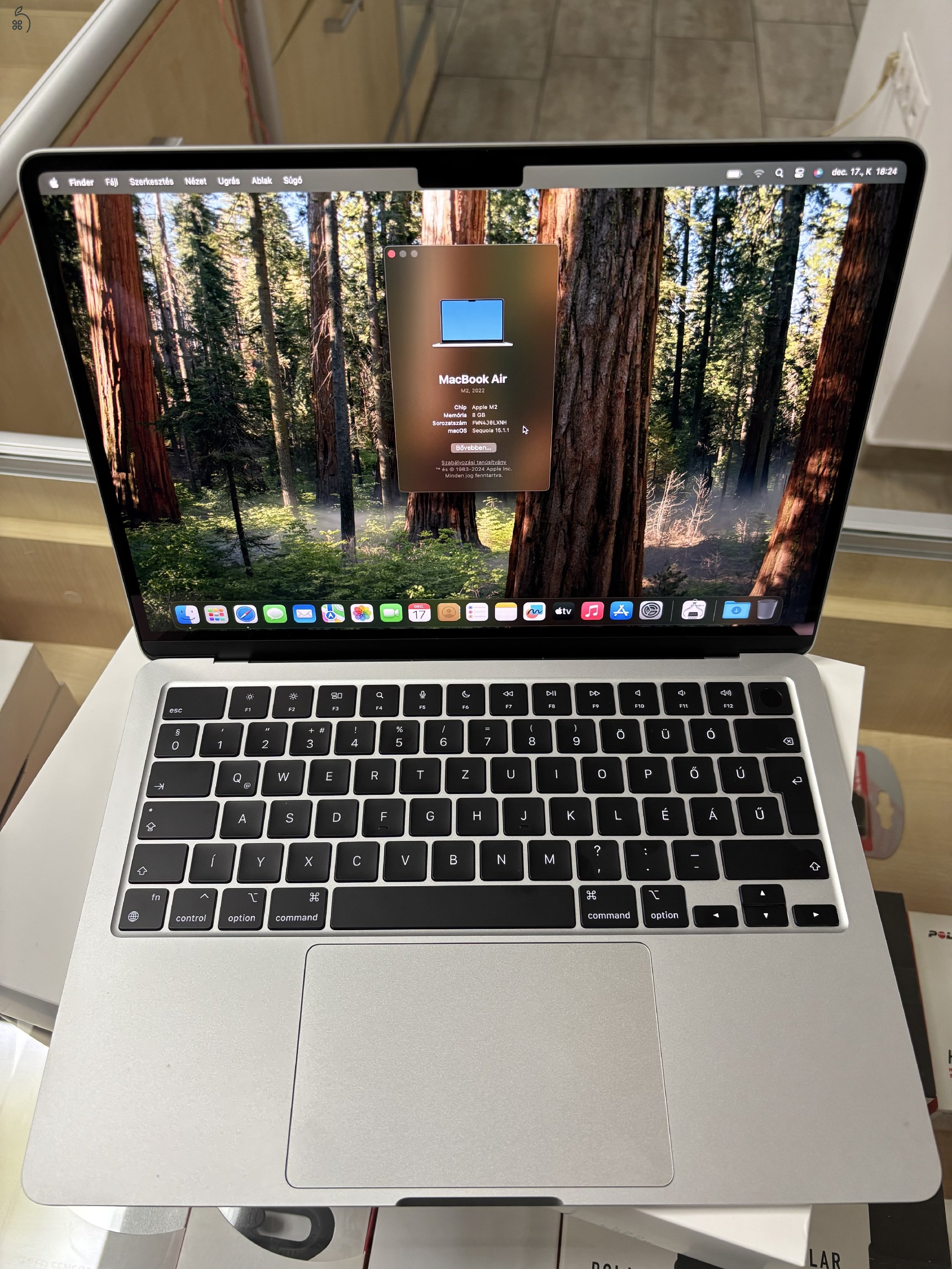 Apple Macbook Air M2 2022