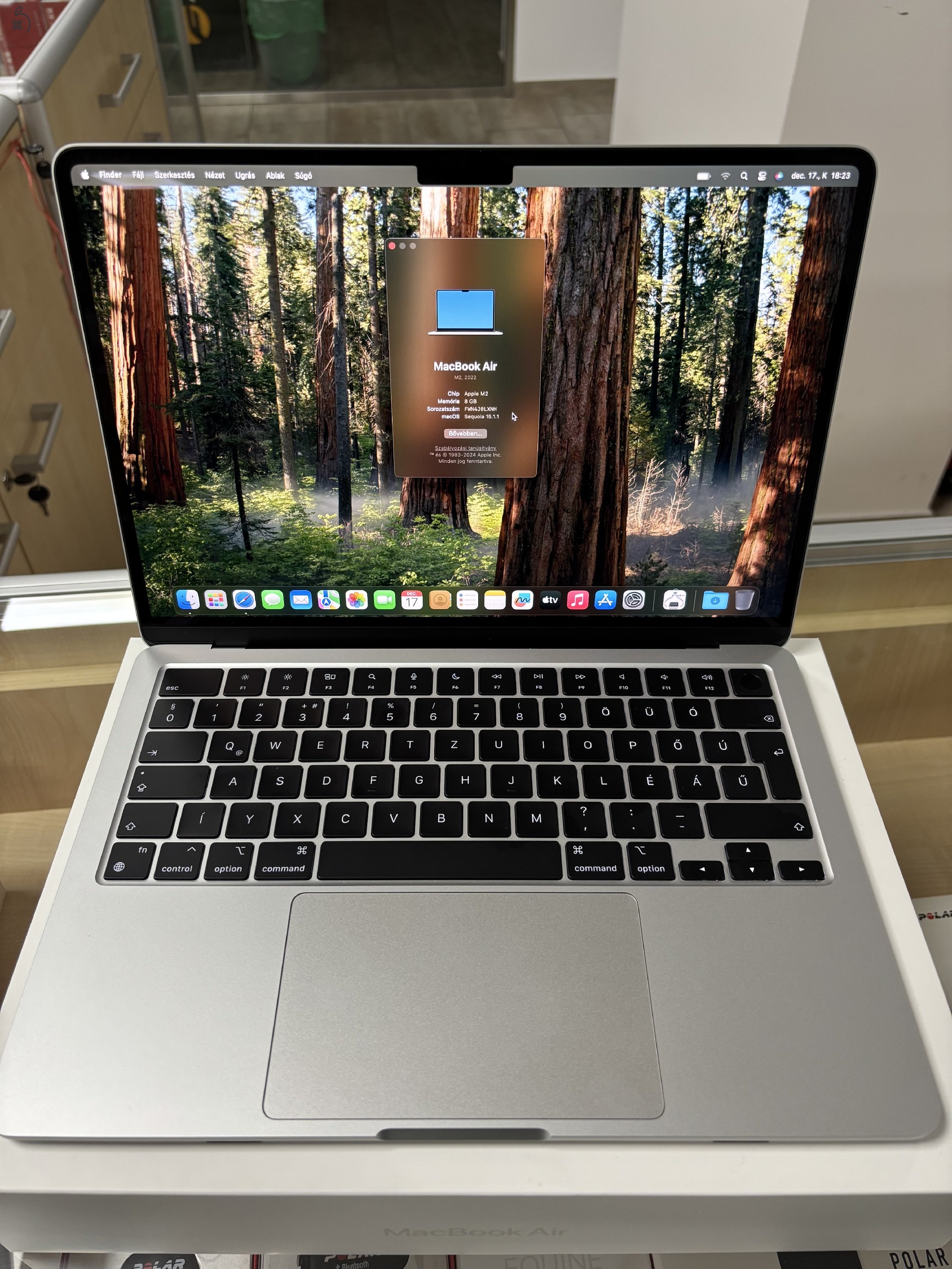 Apple Macbook Air M2 2022