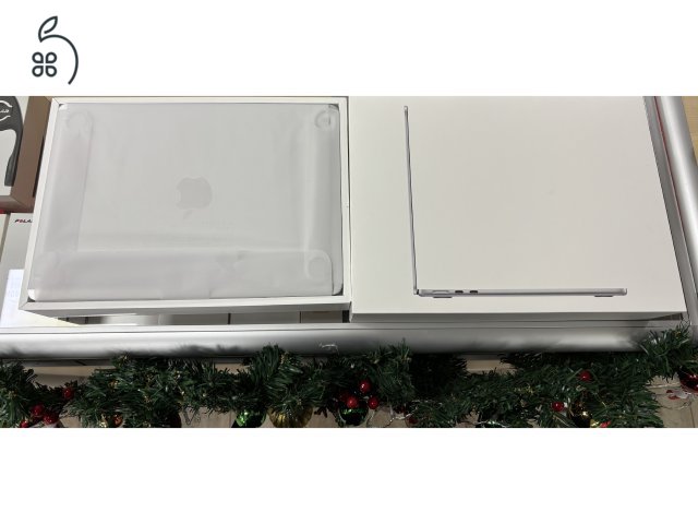 Apple Macbook Air M2 2022