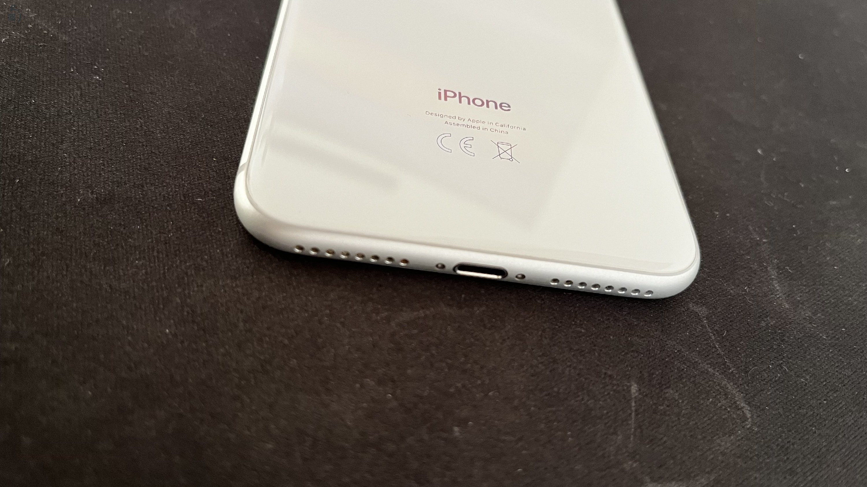 Makulátlan iPhone 8 Plus 64GB FÜGGETLEN