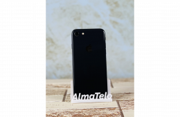 Apple iPhone 8 64 GB Black - 96% akku