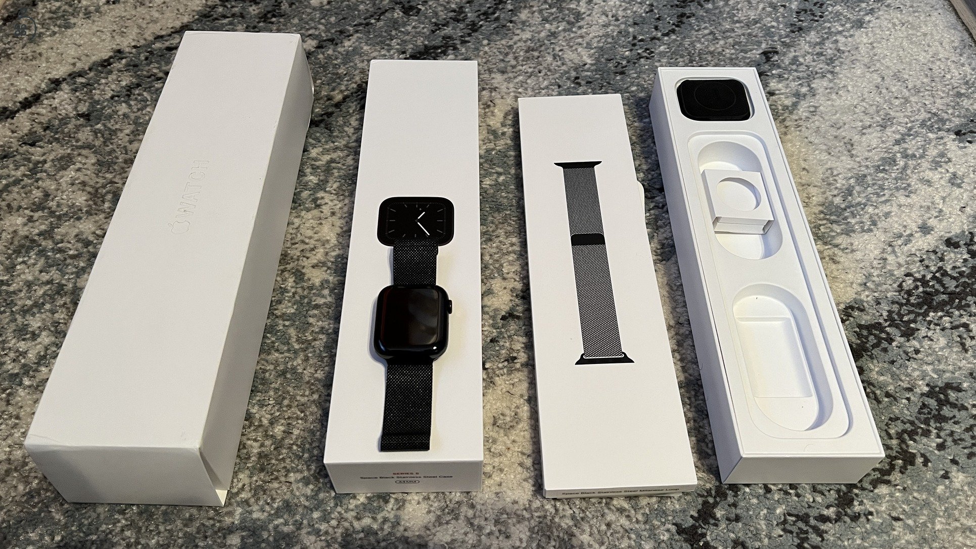 Apple Watch Series 5 Stainless Steel Cellular 44mm Milánói szíj