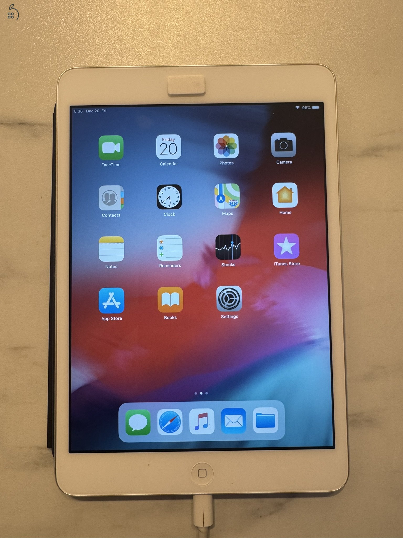 iPad mini 2 32GB silver wifi gyári szettel - hibátlan