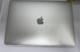 Apple Macbook M1 13