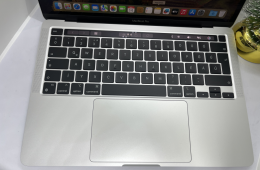 Apple Macbook M1 13