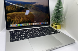 Apple Macbook M1 13