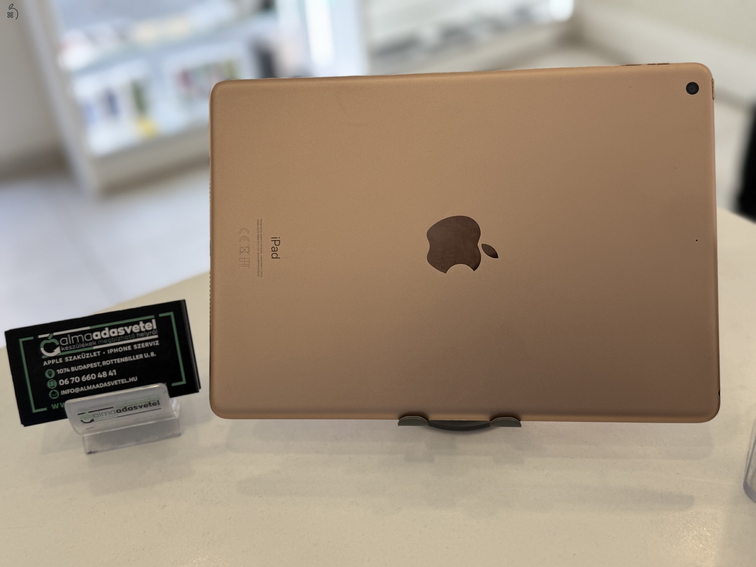 iPad 8th. 32GB Gold Wifi Használt/1-3 hónap gar./Akku 88%/p3946