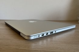 Apple Macbook Pro 13” 2015 retina 8/256 Gb