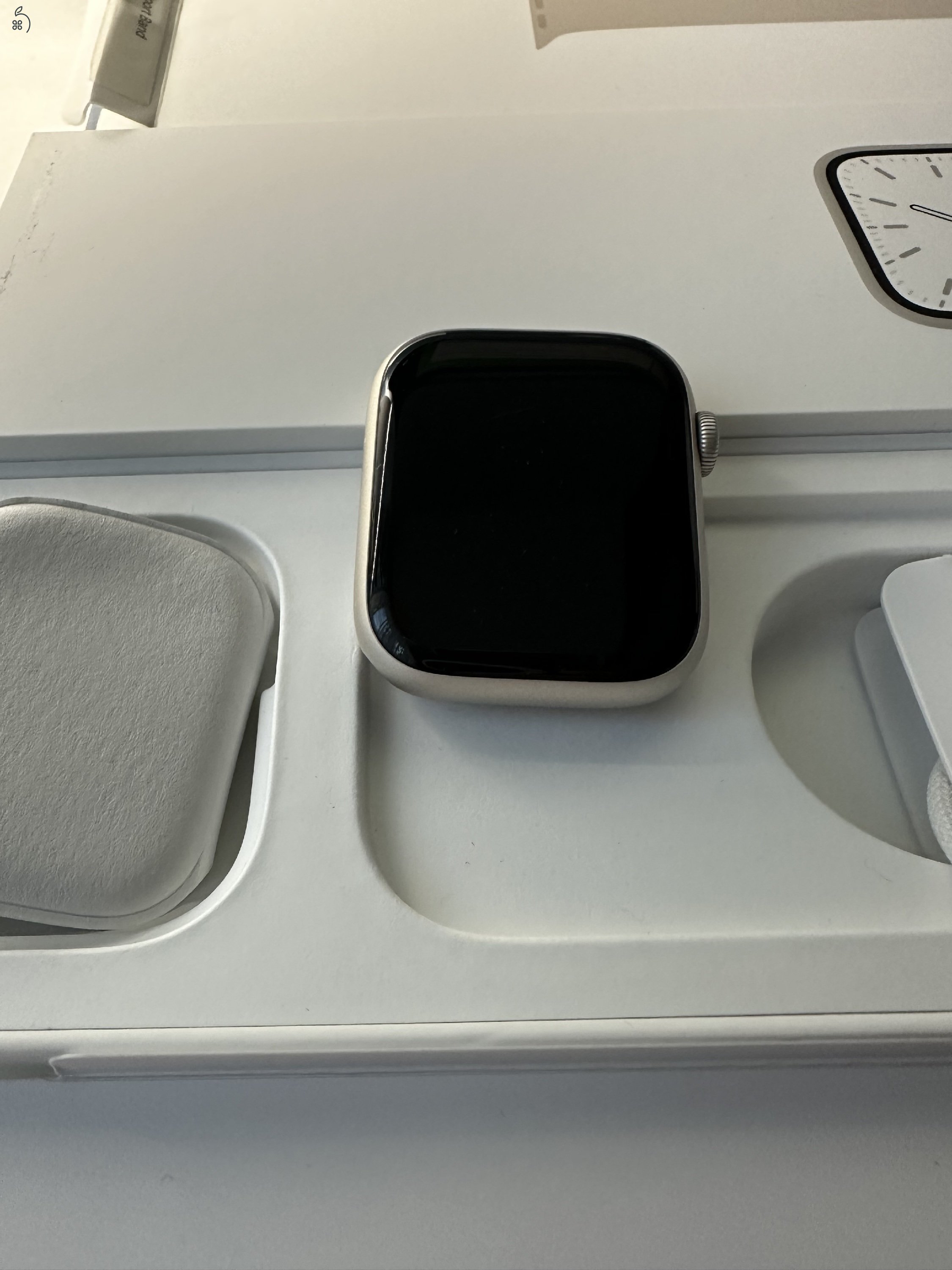 Elado egy apple watch s7 45 mm-es ora GPS