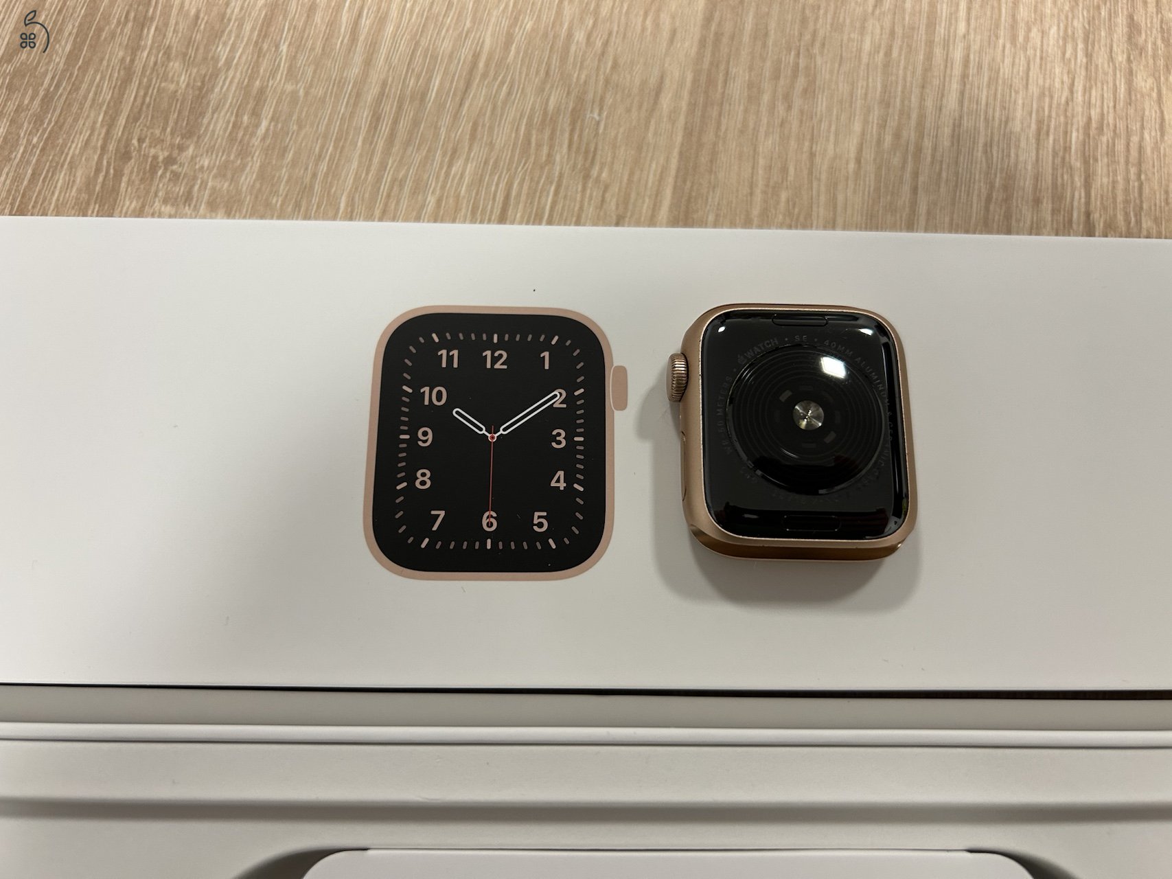 Apple Watch SE 40 mm Gold