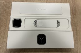 Apple Watch SE 40 mm Space Gray