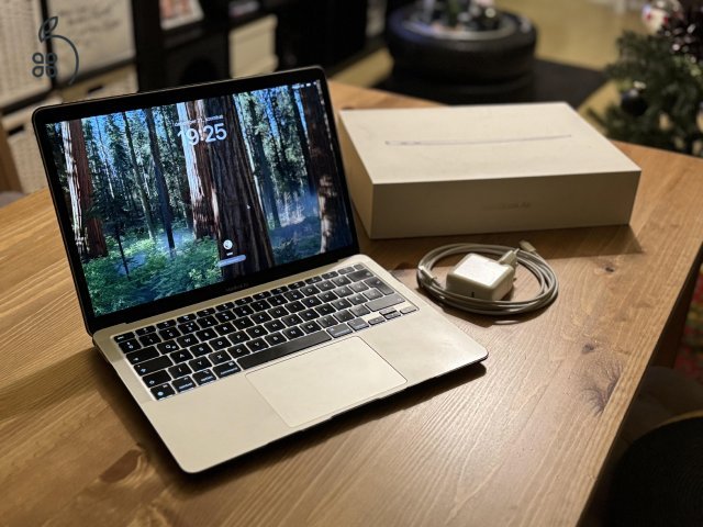 Macbook Air 13” M1 256GB SSD 8GB RAM