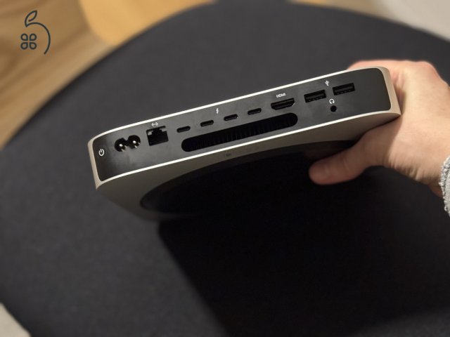 Mac mini Apple M2 Pro + Magic keyboard and trackpad