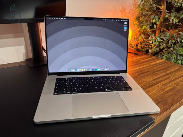 Macbook Pro 16” | M1 Pro | 1 TB | 16GB |