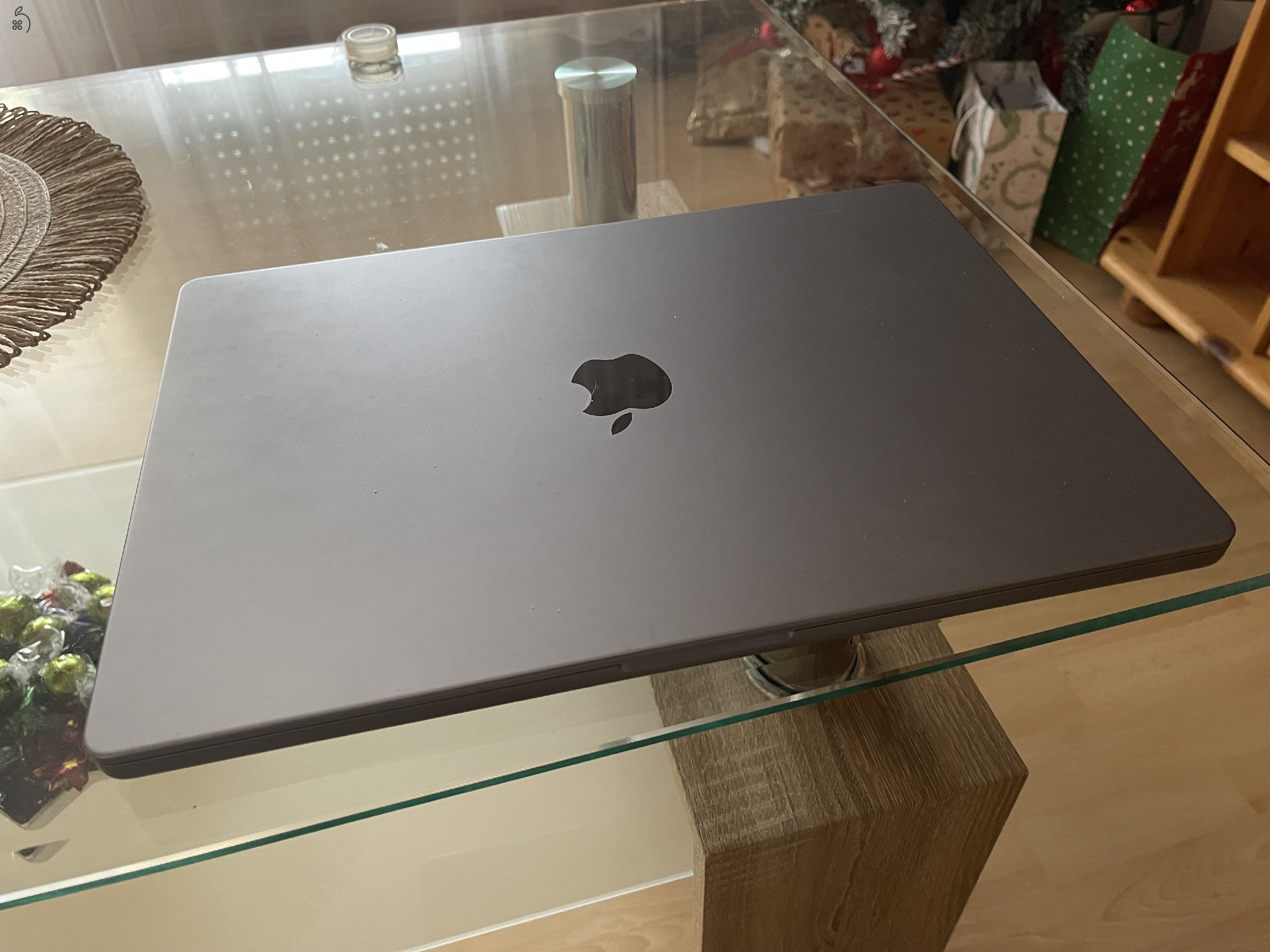 Macbook pro M1 16