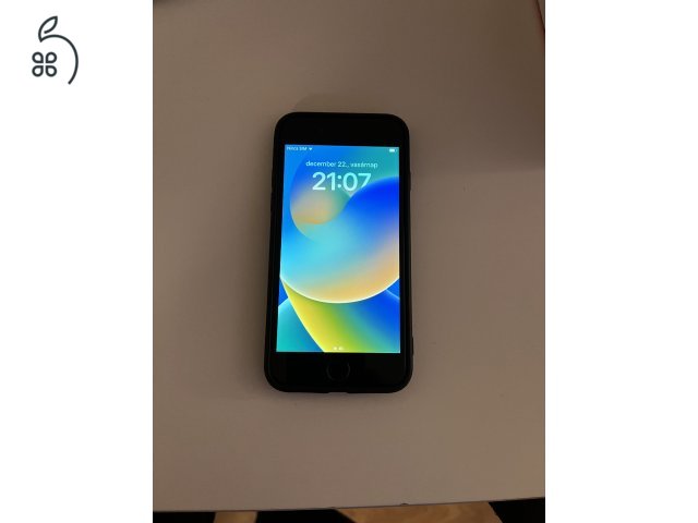 iPhone 8  256 GB független fekete