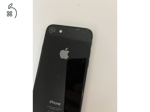 iPhone 8  256 GB független fekete