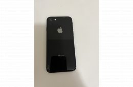 iPhone 8  256 GB független fekete