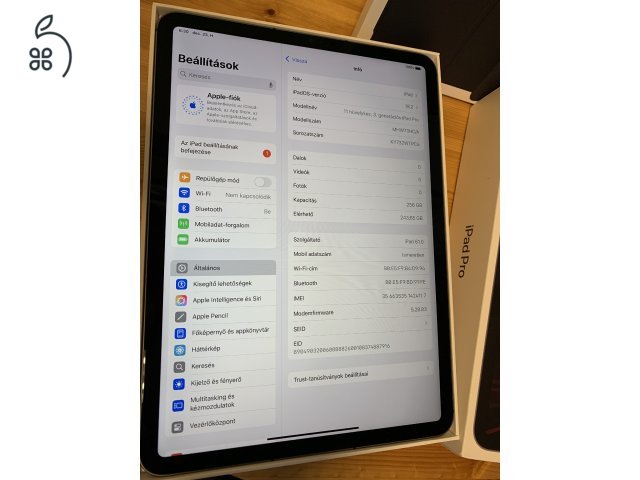 Apple iPad Pro 11, 3. gen. 2021 M1 SIM kártyás 256GB szép állapotú