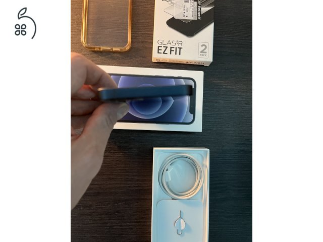 Független, karcmentes, jó állapotú iPhone12 mini eladó