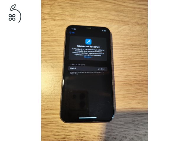 iPhone 11 64GB fekete