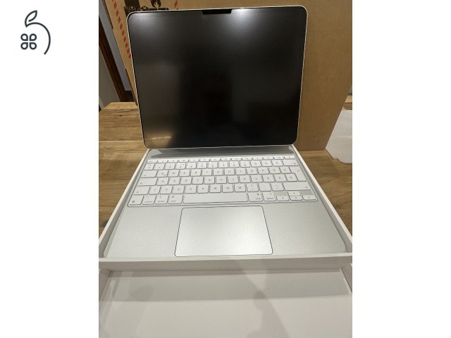 Apple magic keyboard - magyar- (fehér) ipad pro 13- inch (M4)készülékhez Eladó