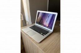 Apple MacBook Air (13-inch, 2017)